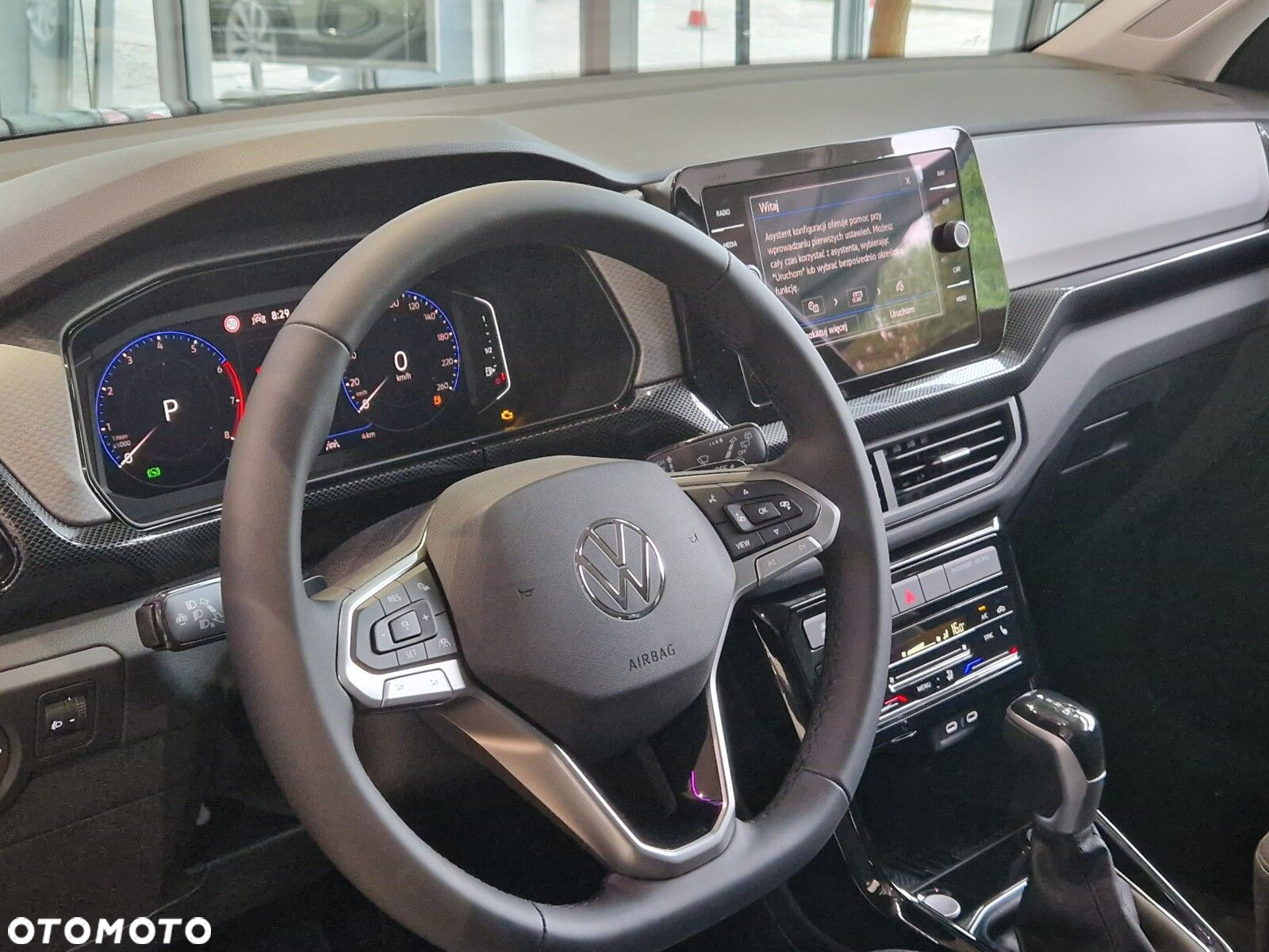 Volkswagen T-Cross - 17