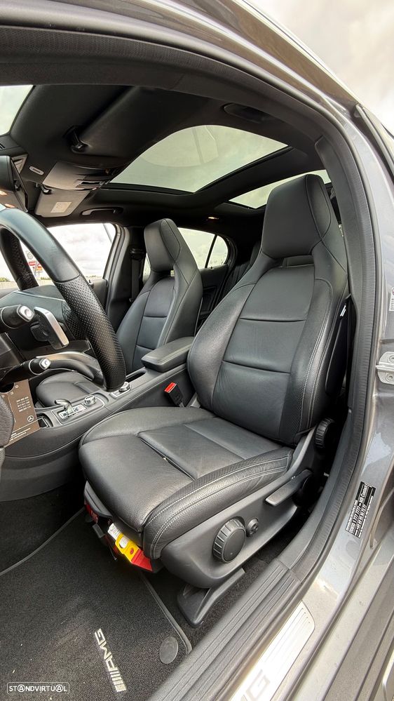 Mercedes-Benz GLA 45 AMG 4-Matic - 12