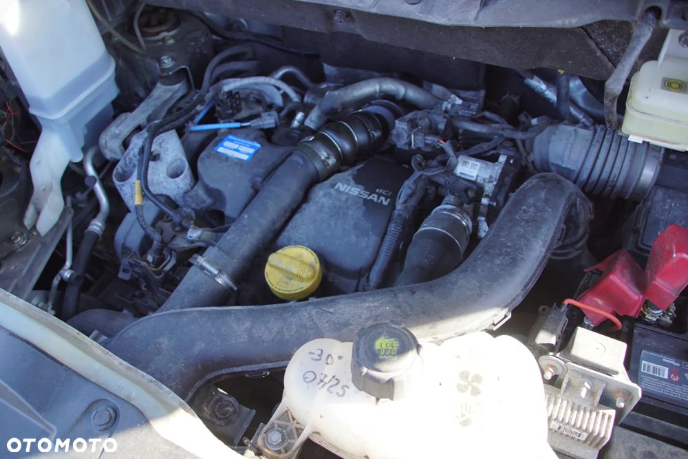 Auto na części - Nissan NV200 Campervan 1.5 DCI 110 KM K9K646 TL4118 K51 2015R Silnik Skrzynia Drzwi Maska Błotnik Zderzak Lampa Klamka Szyba Lusterko Sterownik Moduł Czujnik Licznik Panel Kierownica - 18