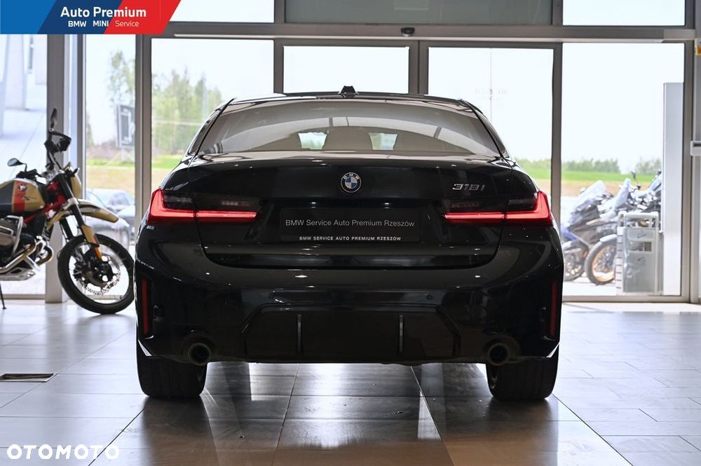 BMW Seria 3 318i - 18