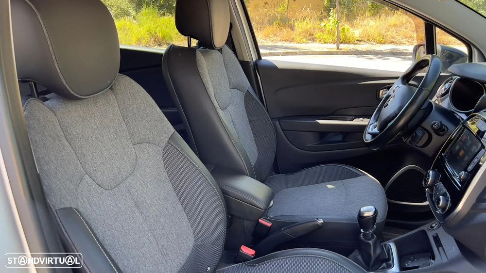 Renault Captur 1.5 dCi Exclusive XMOD - 9