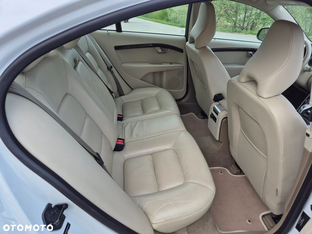 Volvo S80 - 32