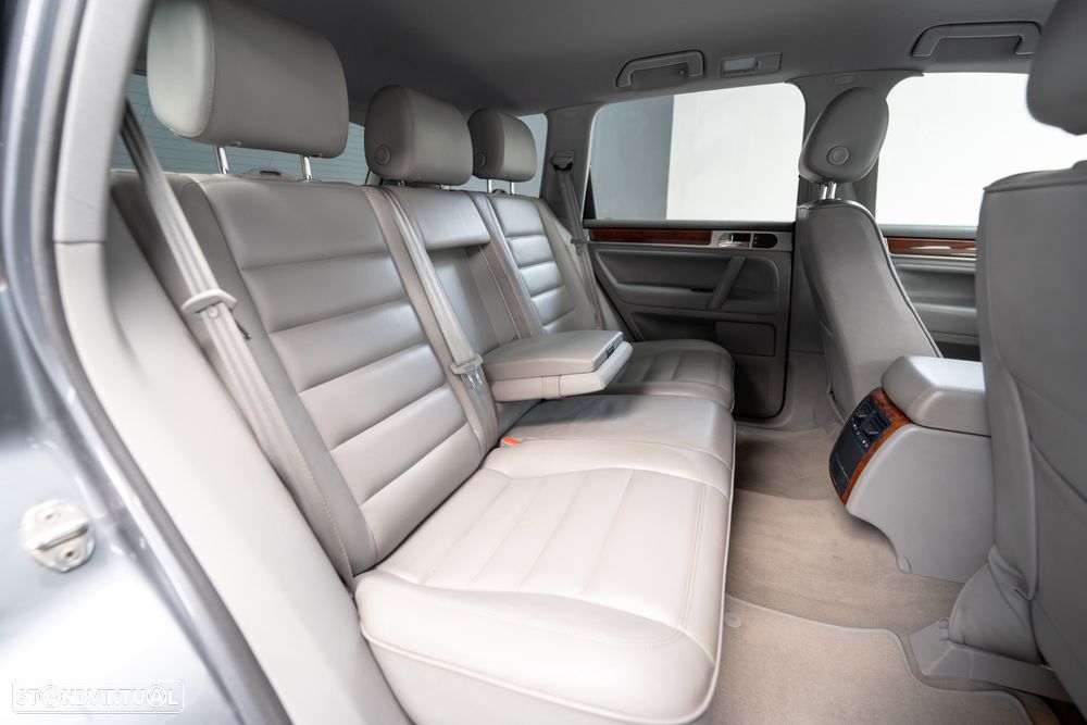 VW Touareg 2.5 TDi Top - 24
