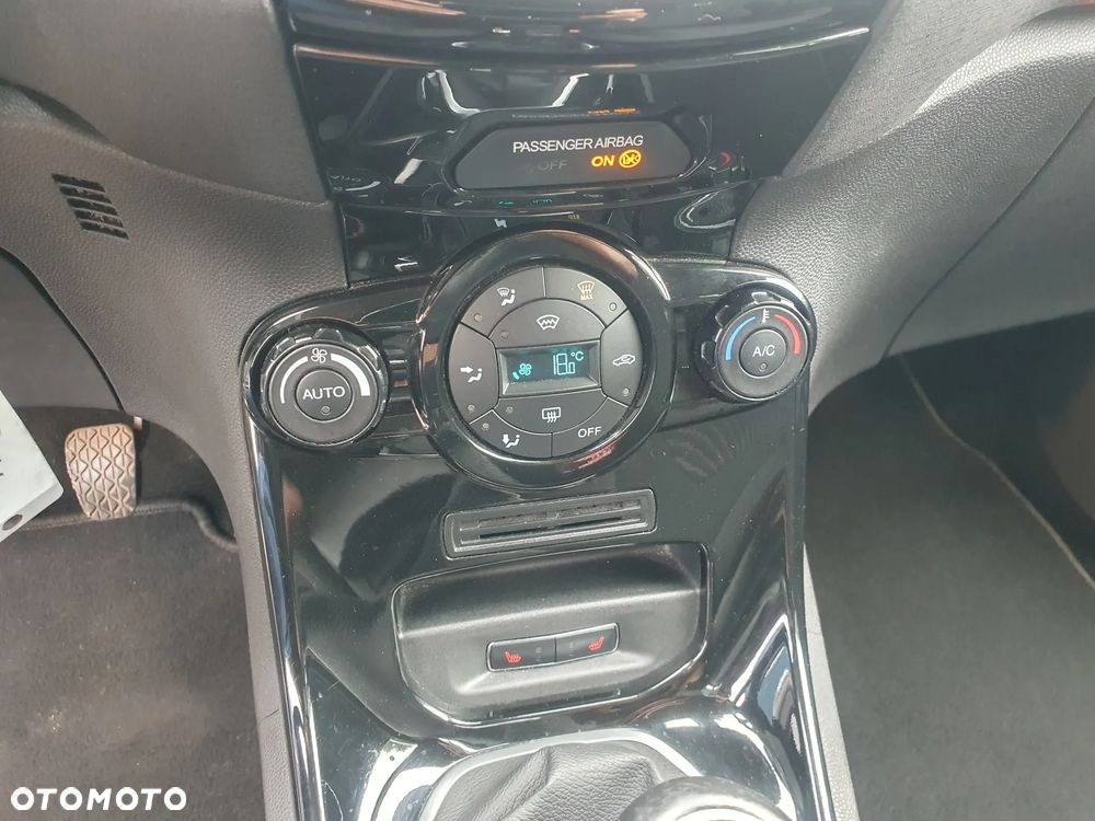 Ford Fiesta 1.0 EcoBoost Platinium X - 13