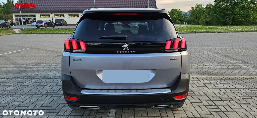 Peugeot 5008 - 21