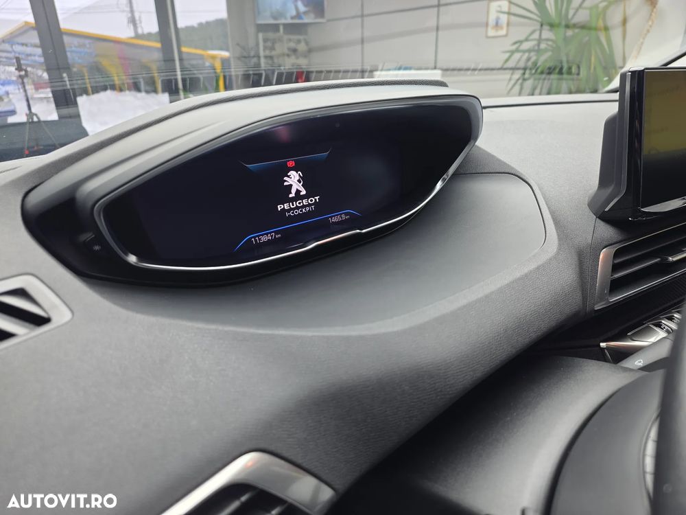 Peugeot 3008 1.2 PureTech 130 EAT8 Active Pack - 11