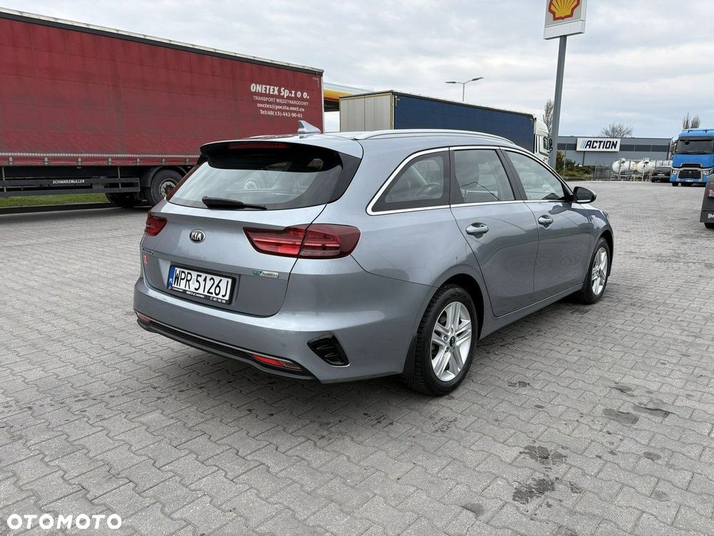 Kia Ceed - 3