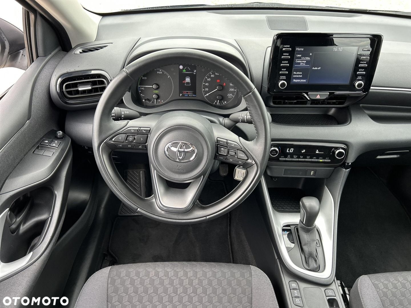 Toyota Yaris - 13