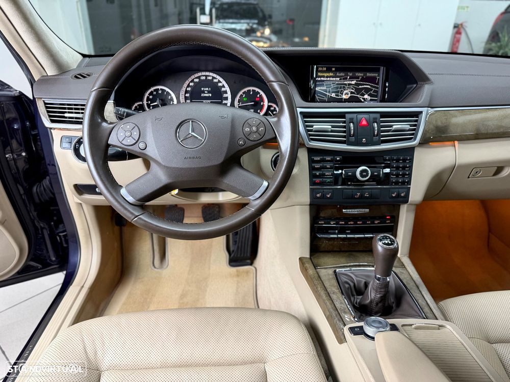 Mercedes-Benz E 250 CDI Elegance BlueEfficiency - 17