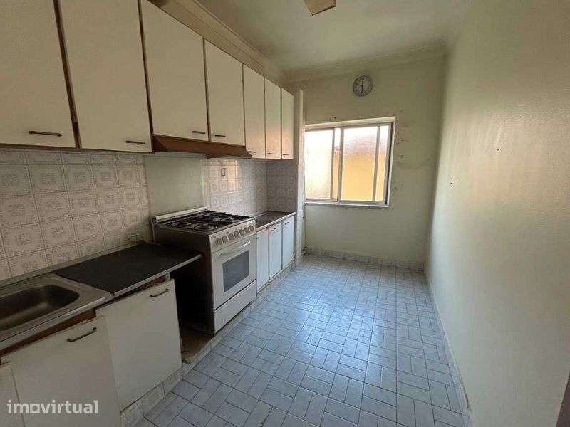 vendo apartamento T3 no centro de Almada - Grande imagem: 4/8