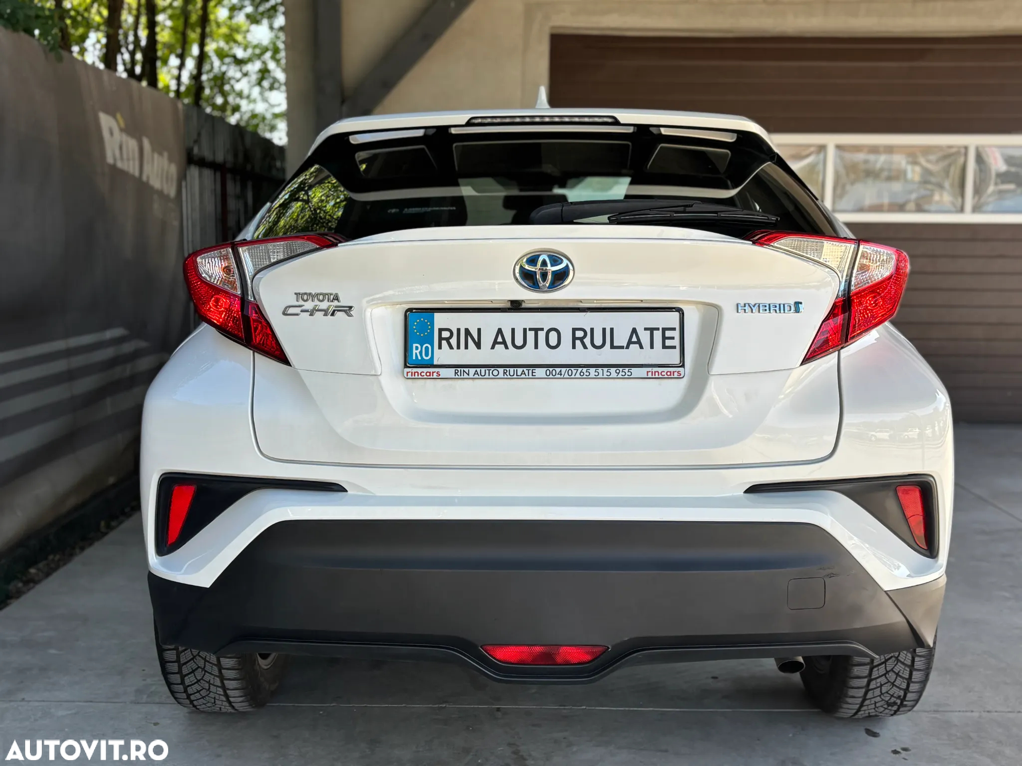 Toyota C-HR Hybrid Business-Edition - 6