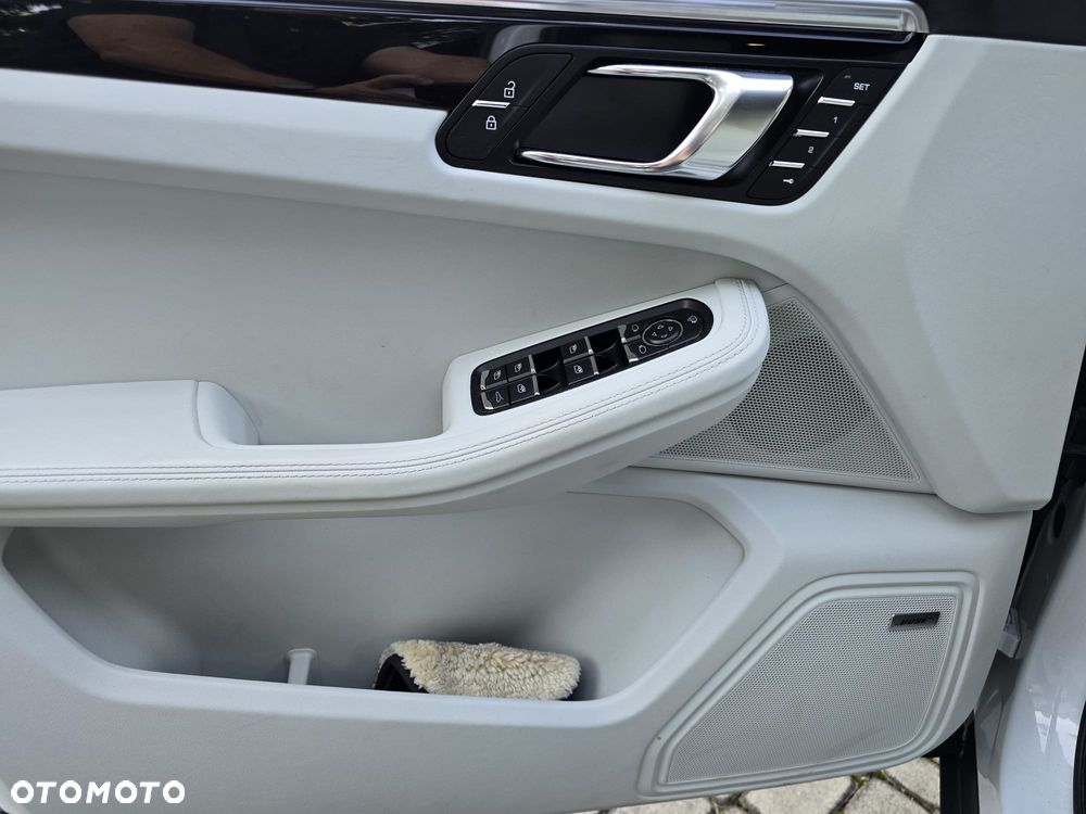 Porsche Macan PDK - 10