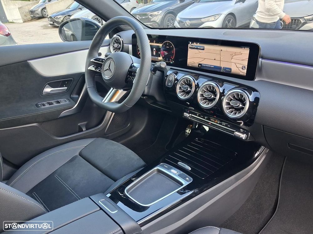 Mercedes-Benz A 180 - 16