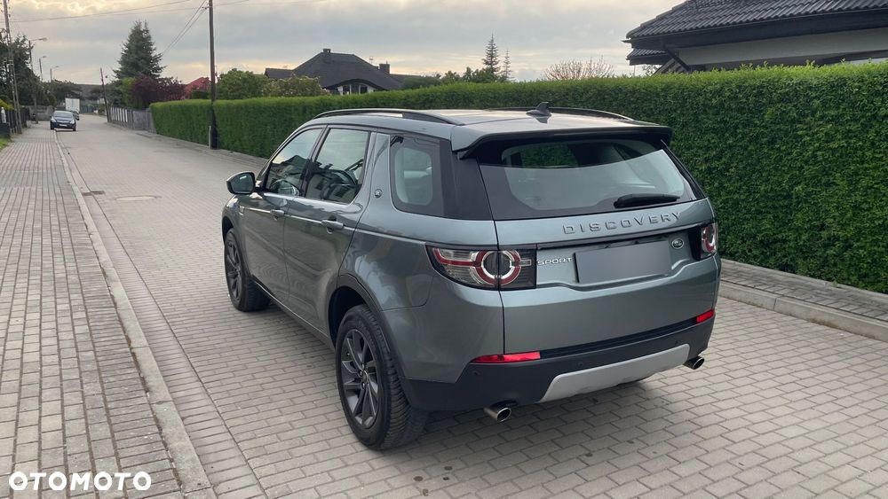 Land Rover Discovery Sport - 22