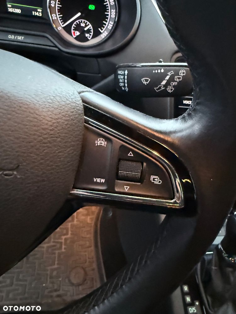 Skoda Octavia 2.0 TDI 4x4 DSG Scout - 17