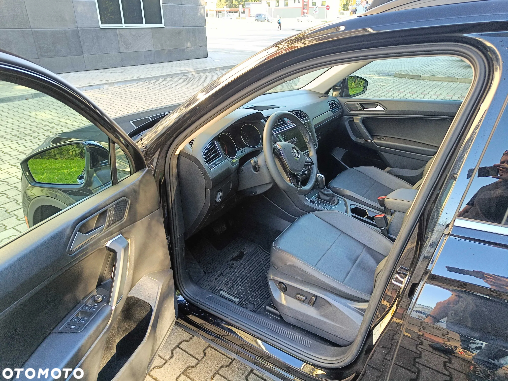 Volkswagen Tiguan Allspace - 11