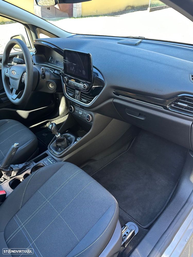 Ford Fiesta 1.0 EcoBoost S&S TITANIUM - 21