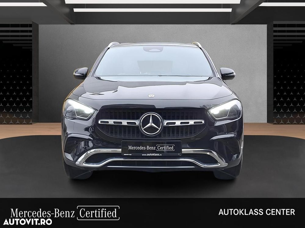 Mercedes-Benz GLA - 9