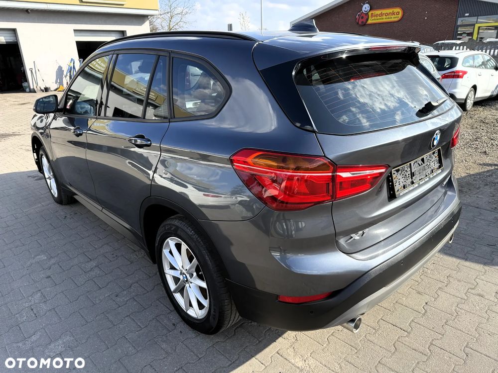 BMW X1 sDrive18d Advantage sport - 1