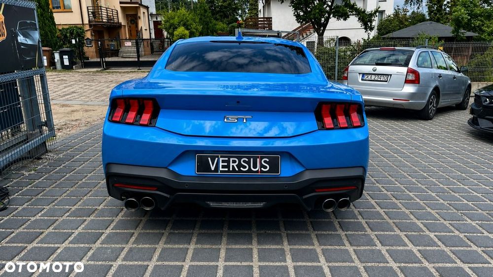 Ford Mustang - 6