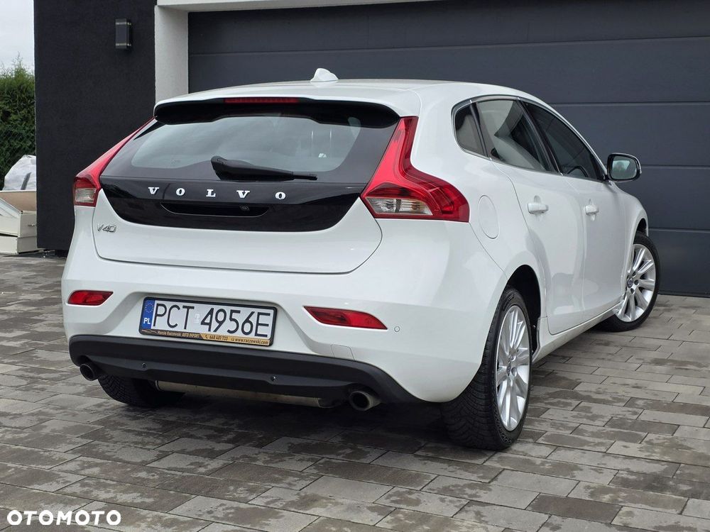 Volvo V40 T3 Summum - 4