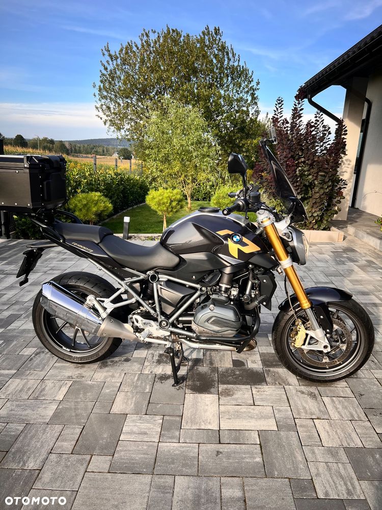 BMW R - 18