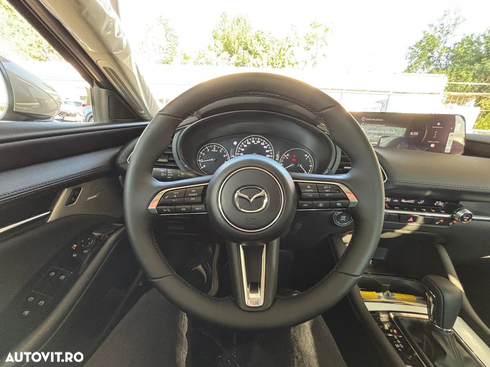 Mazda 3 e-Skyactiv X186 AT MHEV Exclusive-Line - 15