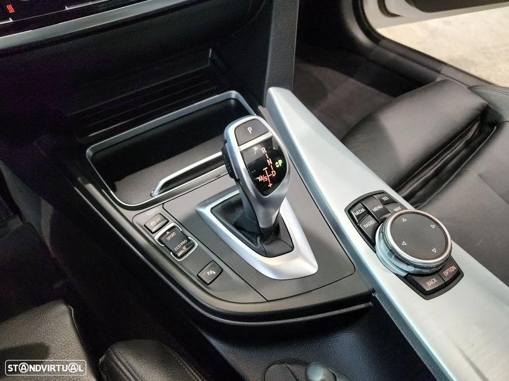 BMW 420 Gran Coupé d Aut. Luxury Line - 25