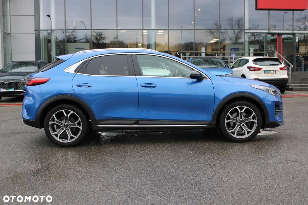 Kia XCeed - 4