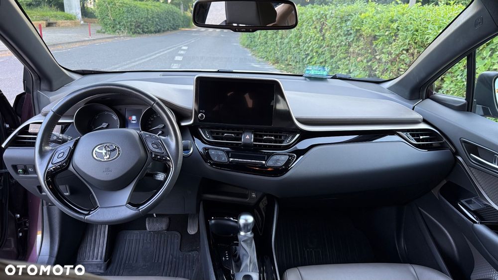 Toyota C-HR 2.0 Hybrid Executive - 9
