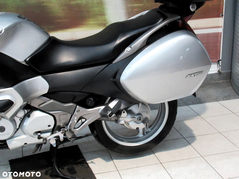 Honda Deauville - 17