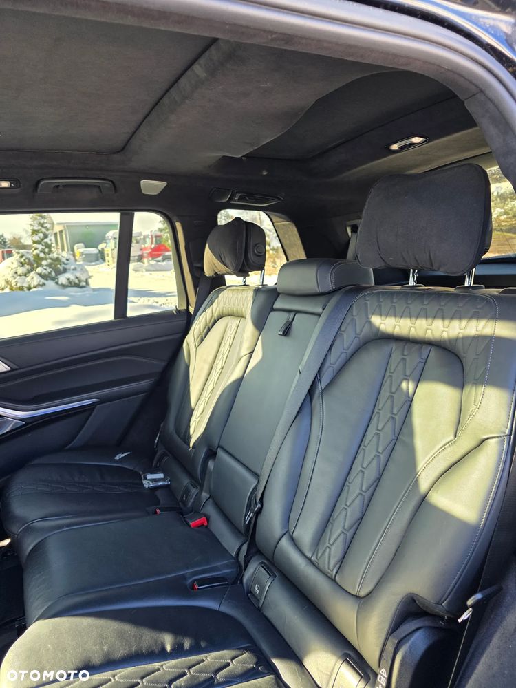 BMW X7 - 10