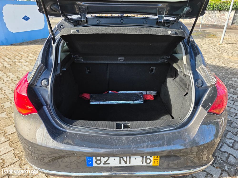 Opel Astra 1.3 CDTi Cosmo - 21