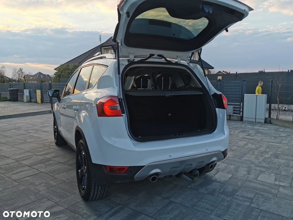 Ford Kuga 2.0 TDCi 2x4 Titanium - 20