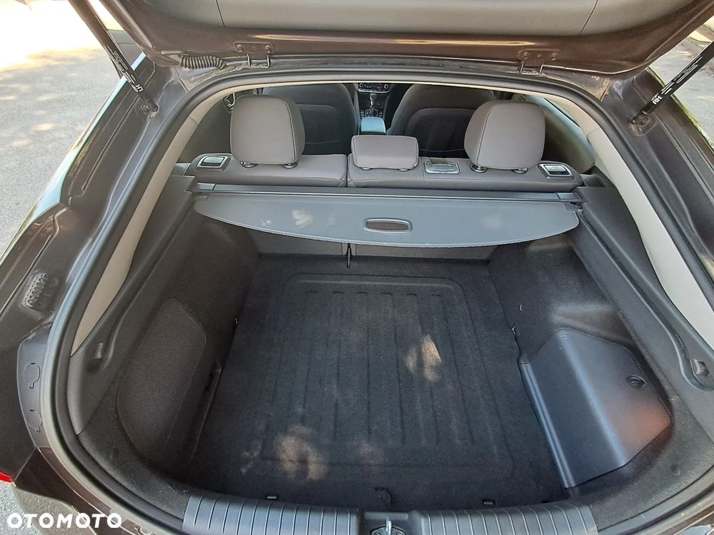 Hyundai IONIQ Hybrid Premium - 37