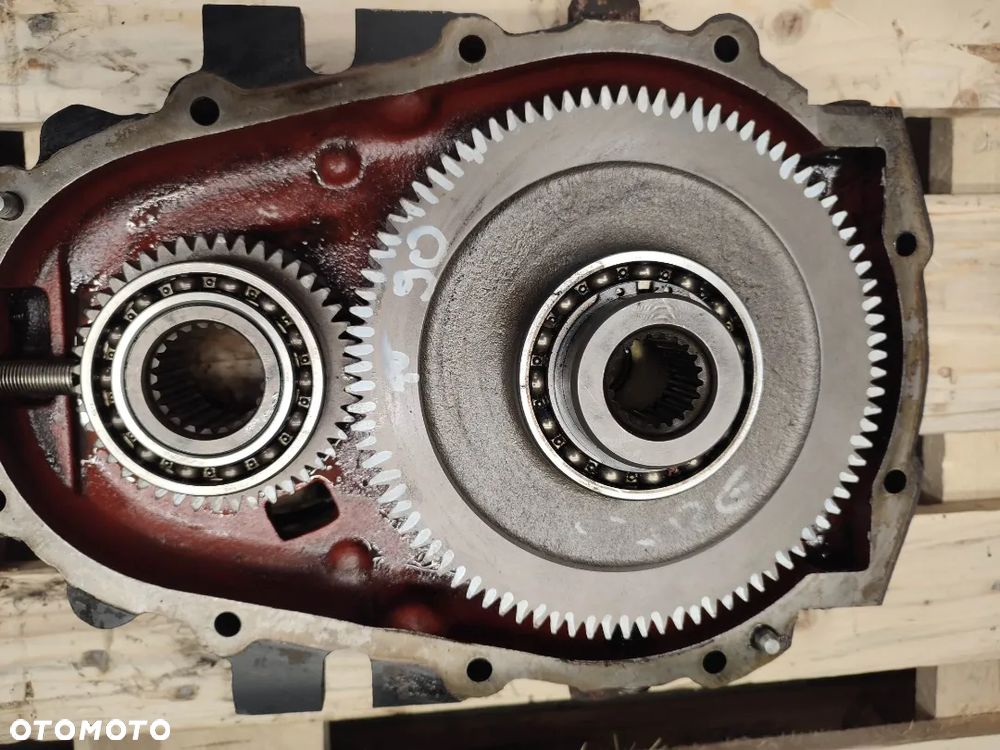 Przekładnia Reduktor Massey Ferguson 8937 (7LS26) - 7