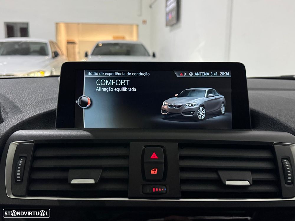 BMW 220 i Aut. M Sport - 32