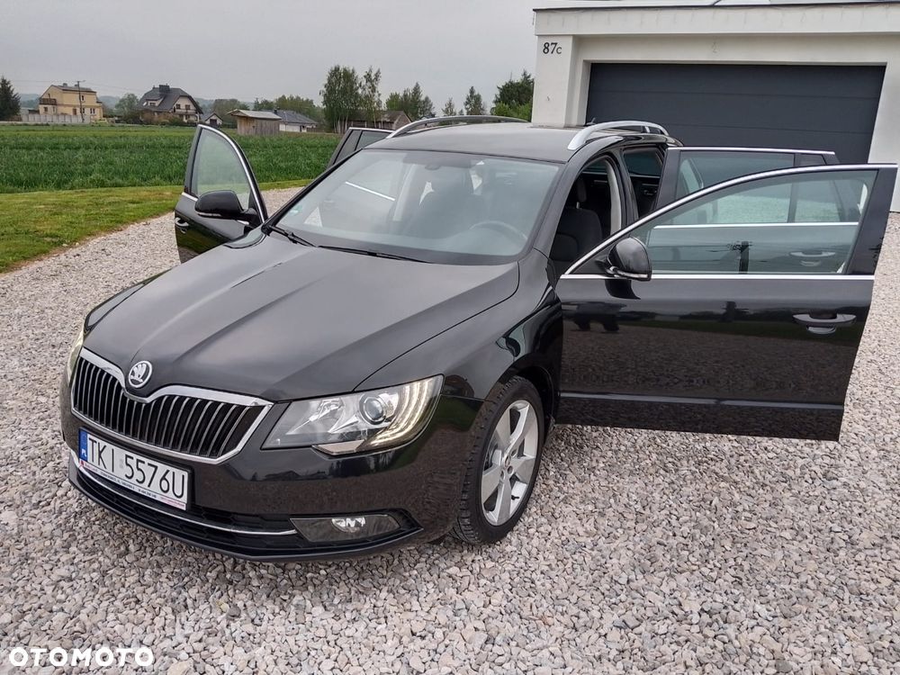 Skoda Superb 2.0 TDI Exclusive - 35