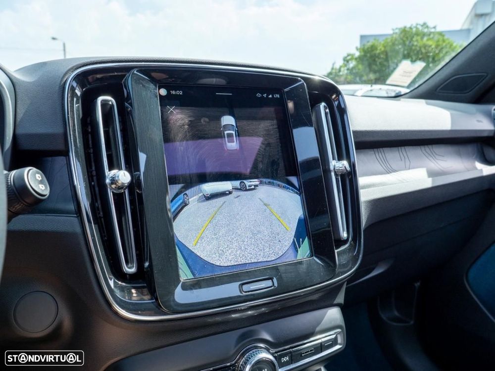 Volvo XC 40 Recharge Ultimate — fotografia 41