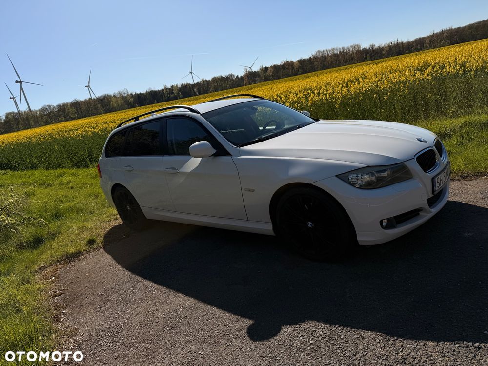 BMW Seria 3 318i - 5