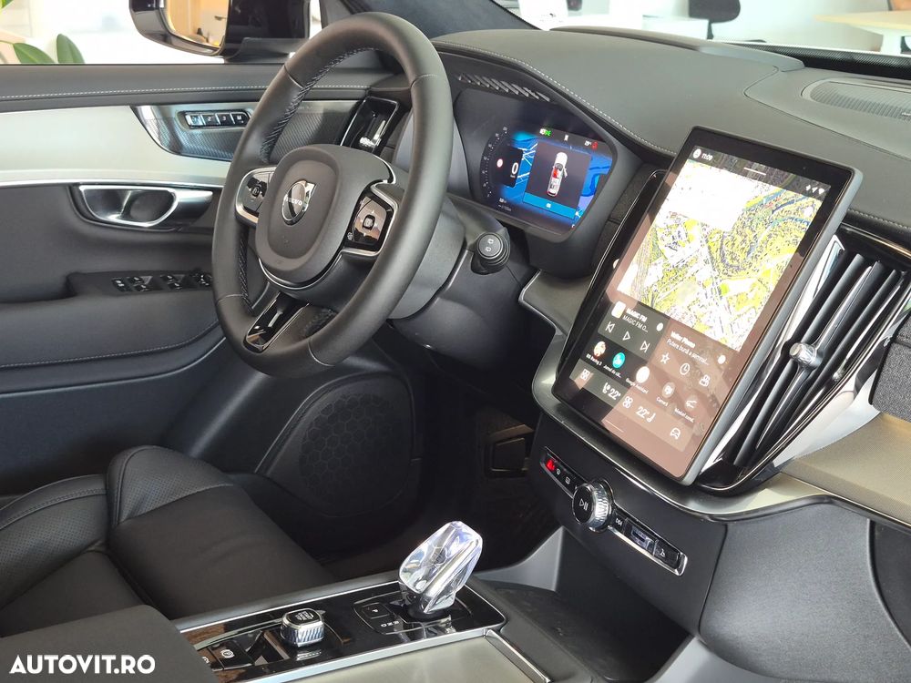 Volvo XC 90 T8 AWD PHEV Ultra Black Edition - 33