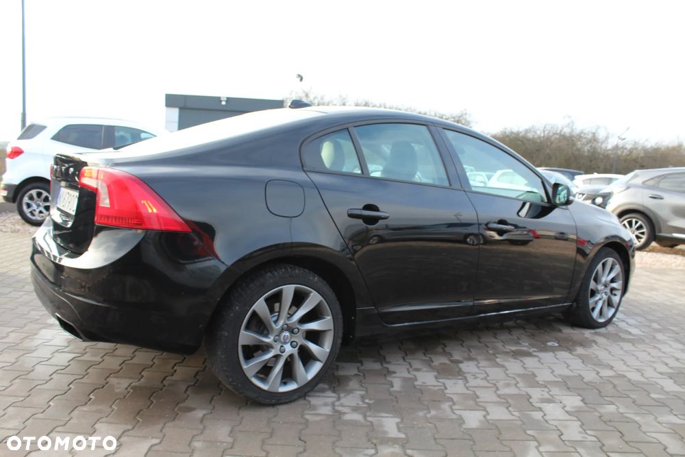 Volvo S60 T5 Geartronic Summum - 11