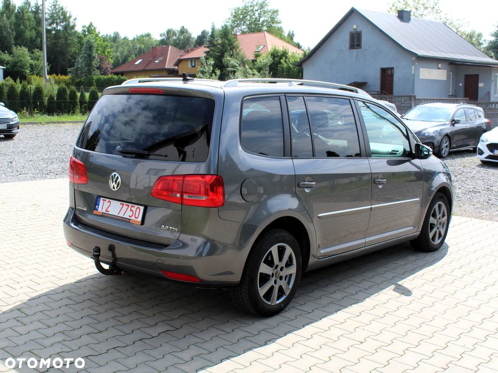 Volkswagen Touran 2.0 TDI DPF Highline DSG - 5