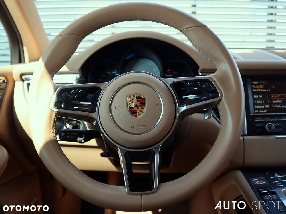 Porsche Macan S - 23