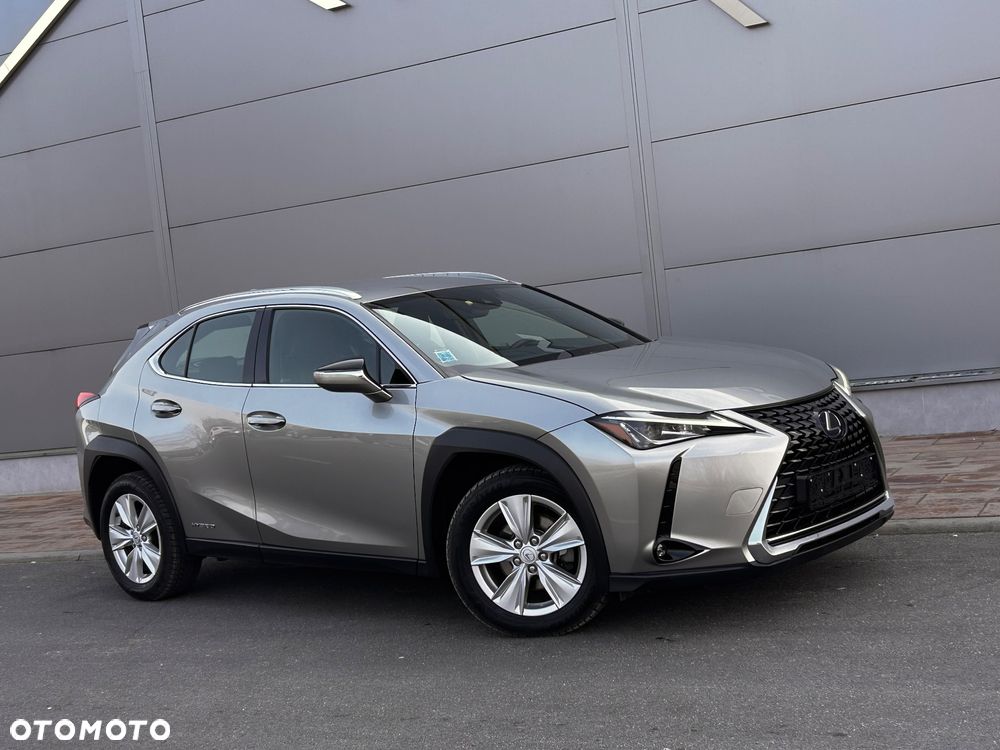 Lexus UX 250h Elegance 2WD - 9