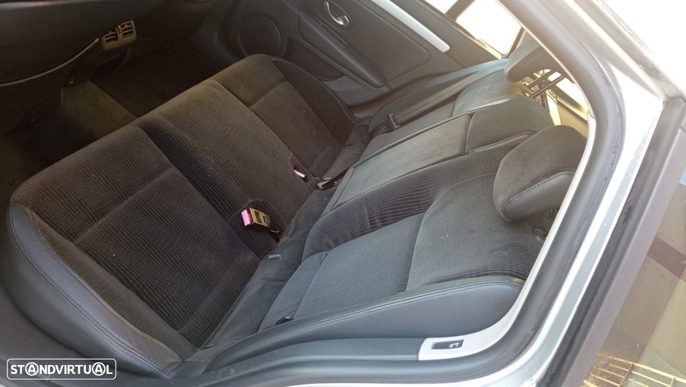 Renault Laguna Break 1.5 dCi Luxe - 17