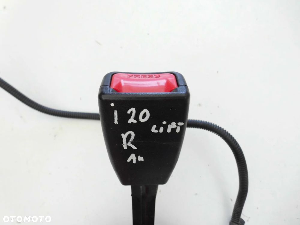 ZAPINKA PASA HYUNDAI I20 LIFT PRAWA PRZEDNIA PASAŻERA ORYGINAŁ - 2