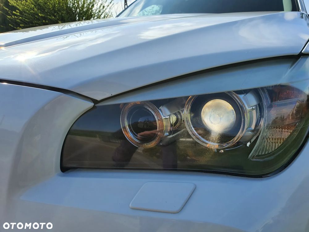 BMW X1 sDrive18d xLine - 33