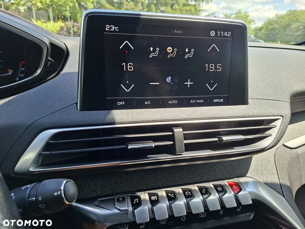 Peugeot 5008 - 15