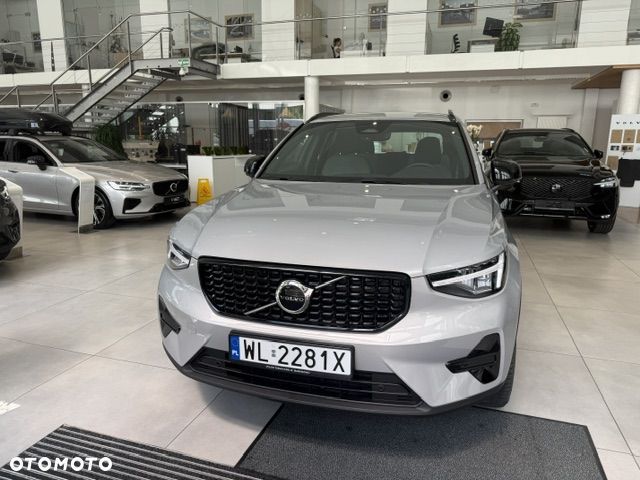 Volvo XC 40 B3 Plus Dark - 7